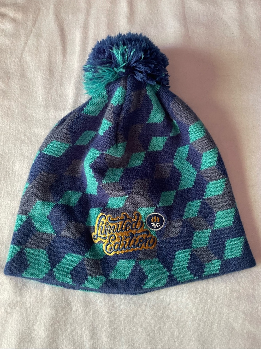 Guppy Women’s Limited Edition Pom Pom Beanie - Teal & Navy